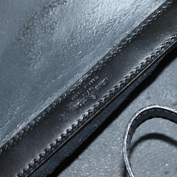 LOUIS VUITTON Vanity Epi Shoulder Bag Black LV Auth 148141A - Picture 12 of 16